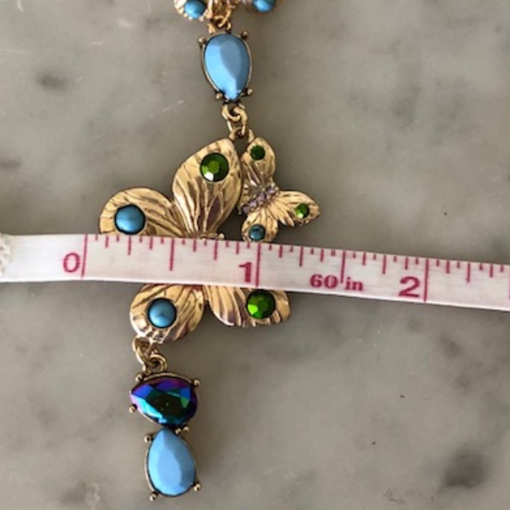 BETSEY JOHNSON Butterfly Rhinestone Gold Tone Blue Green Dangle Post Ear… - Picture 14 of 14
